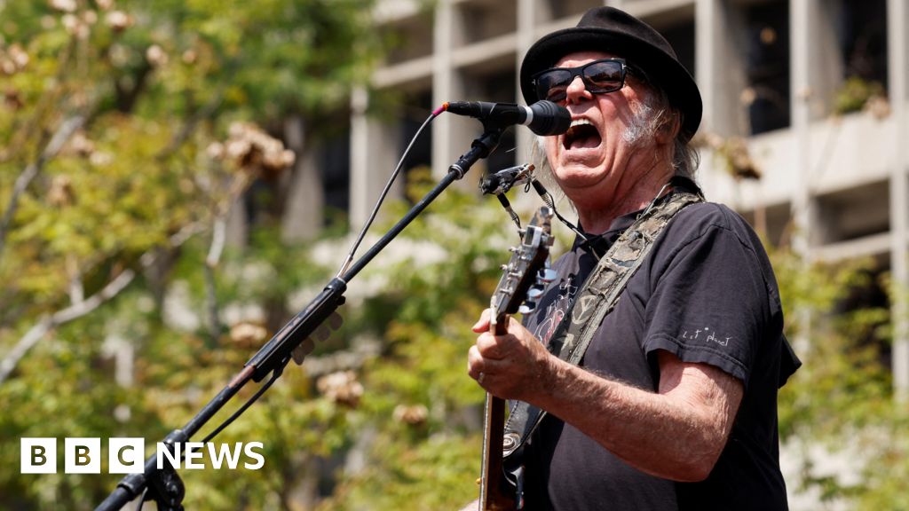 Neil Young nudi Grenlandu besplatan pristup svom katalogu