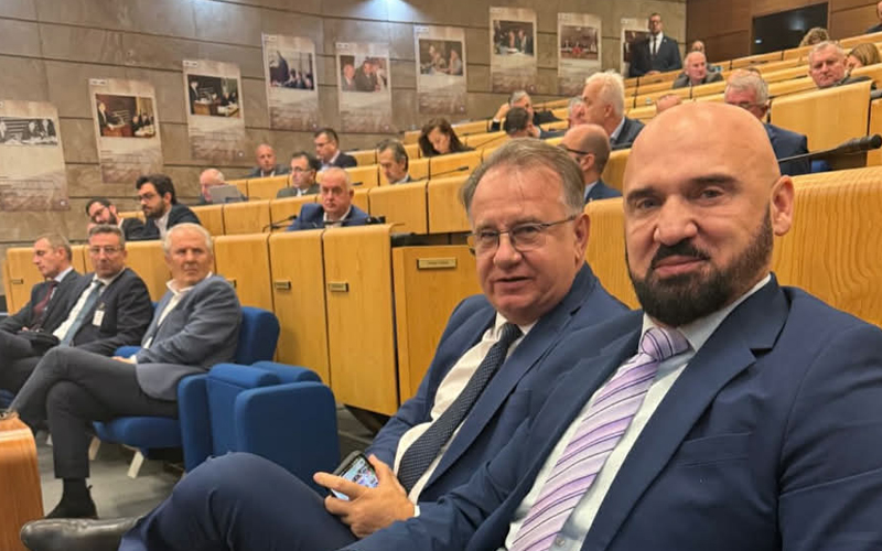 Nikšić povukao Zakon o policijskim službenicima, Isak poručio: “Polupismeni pojedinci ugrožavaju sigurnost građana”