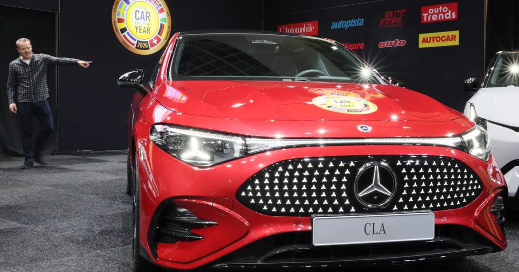 Novi Mercedes CLA je auto godine. Ranije verzije imali su opozive zbog zračnih jastuka Novi Mercedes CLA u hitnom opozivu! Europski auto godine ima ozbiljne nedostake