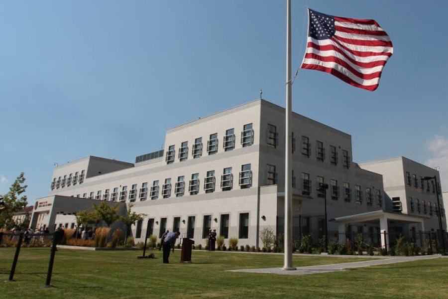 OGLASILI SE IZ AMERIČKE AMBASADE: ‘Ponovo potvrđujemo svoju posvećenost istini i ljudskom dostojanstvu…’