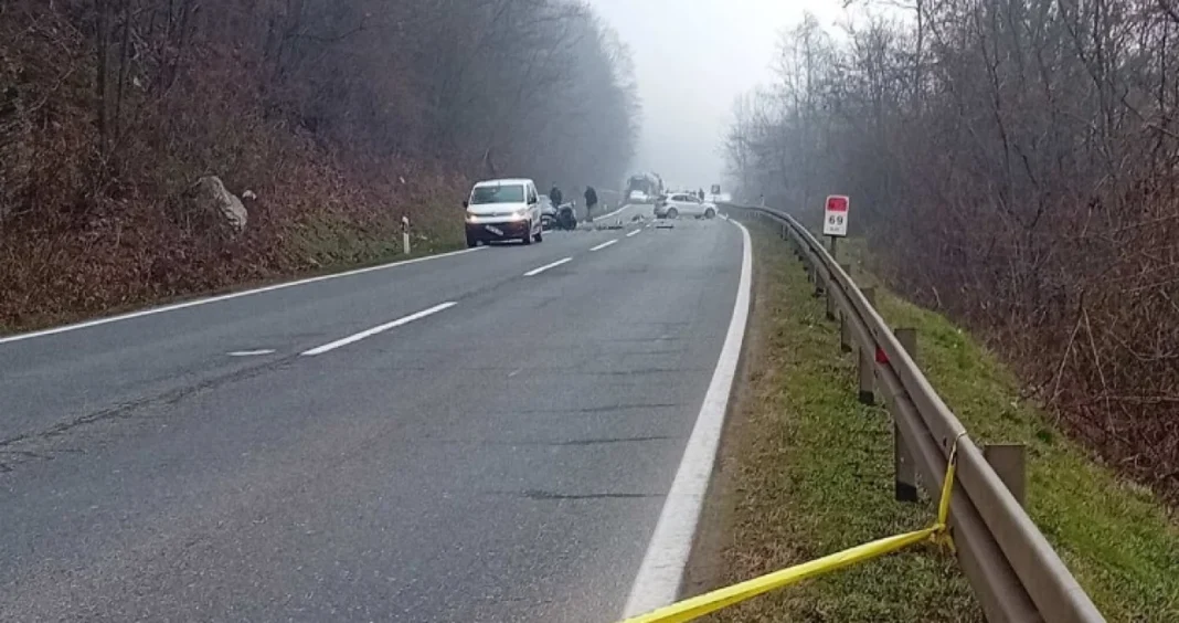 Obustavljen saobraćaj na M-17 zbog nesreće: Vozačima preporučen alternativni pravac