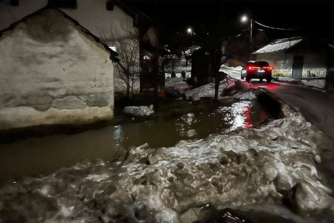 Olujni vikend ostavio štetu: Vanredno u Istočnoj Ilidži, sela u Hercegovini bez struje