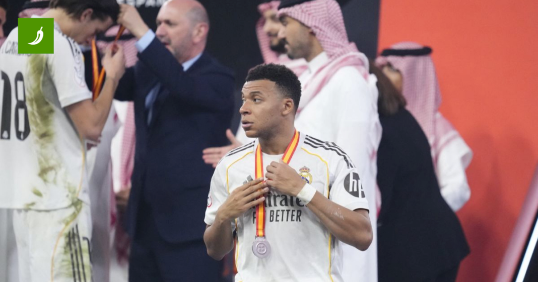 Real objasnio Mbappeov potez koji je zaprepastio nogometni svijet Real objasnio Mbappeov potez koji je zaprepastio nogometni svijet