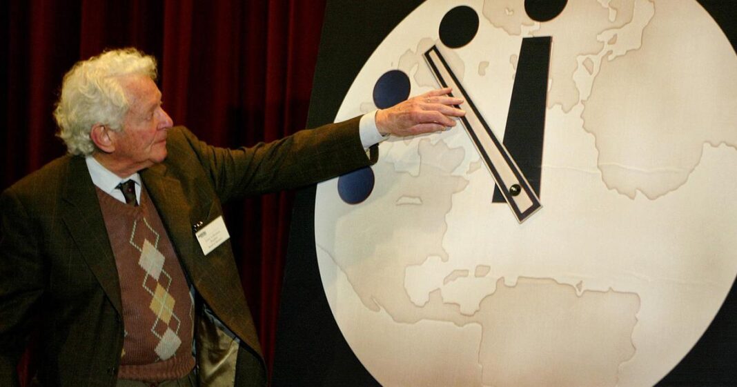 Sat sudnjeg dana se danas pomera! Predviđanja su mračnija nego ikad