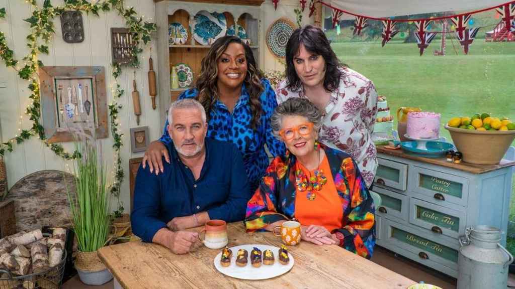 Slavni kuhar pridružio se Great British Bake Off kao novi sudija nakon nedavnog odlaska
