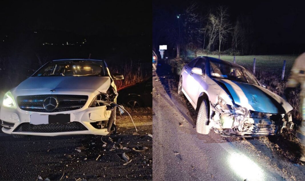 Teška nesreća u Prijedoru: Četvoro povrijeđenih u sudaru četiri automobila