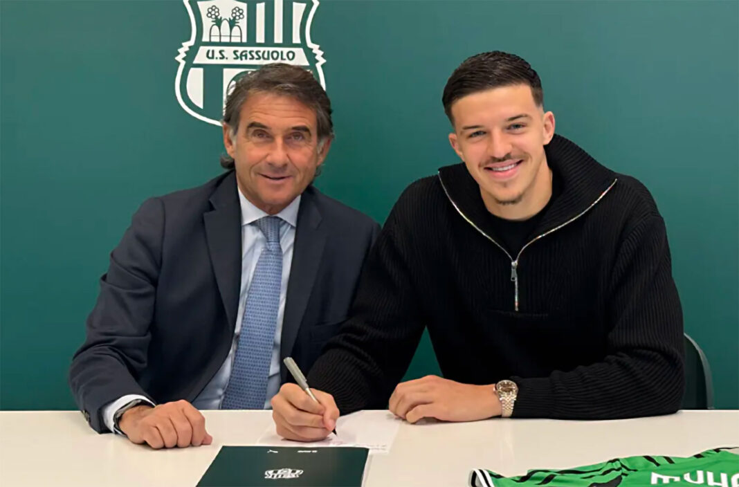 The Guardian posvetio tekst promjenama u Man. Unitedu: Muharemović u vrhu prioriteta The Guardian posvetio tekst promjenama u Man. Unitedu: Muharemović u vrhu prioriteta