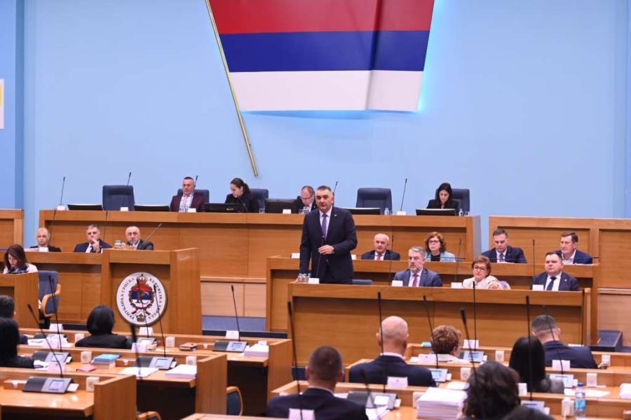 UŽIVO, IZ BANJE LUKE: NSRS usvojila ostavku Save Minića, slijedi…