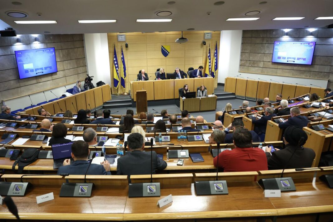 Usvojen budžet FBiH od 8,89 milijardi KM: Skoro pola ide na penzije