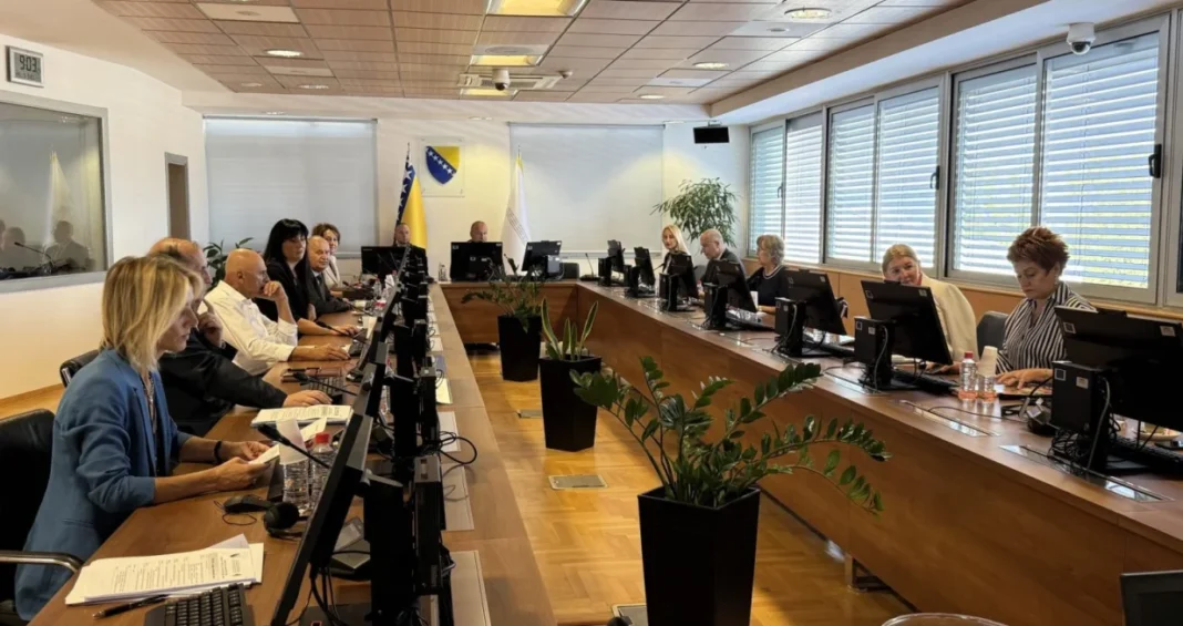 VSTV bez provjera i po etničkom ključu: TI BiH upozorava na urušavanje integriteta pravosuđa VSTV bez provjera i po etničkom ključu: TI BiH upozorava na urušavanje integriteta pravosuđa