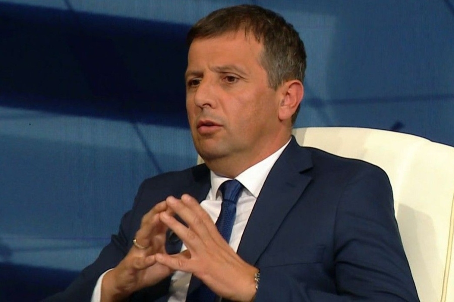 VUKANOVIĆ OTKRIVA NEPOZNATE DETALJE: ‘BIA nije dozvolila turističkom vodiču da uđe u BiH jer je kritizirao vlast u Srbiji’