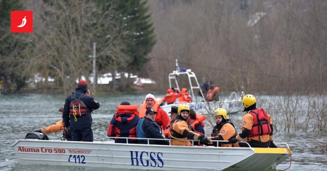 Više od 300.000 eura za vatrogasce, HGSS i Crveni križ u Ličko-senjskoj županiji Više od 300.000 eura za vatrogasce, HGSS i Crveni križ u Ličko-senjskoj županiji