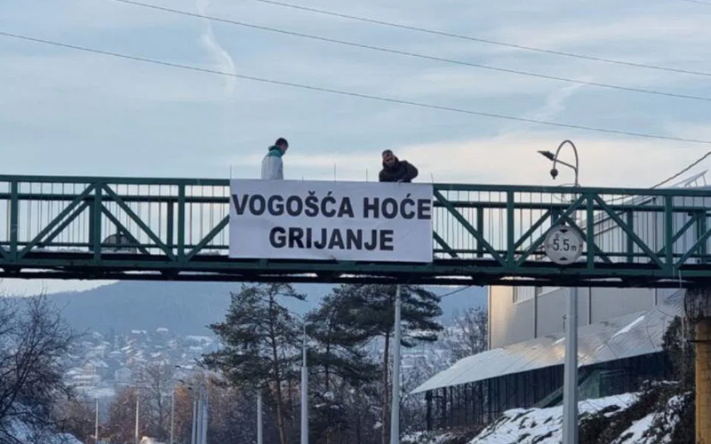 Vogošća ostala bez grijanja usred zime: Građani ogorčeni, Općina najavljuje proteste Vogošća ostala bez grijanja usred zime: Građani ogorčeni, Općina najavljuje proteste