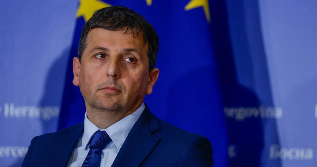 Vukanović o Helezovom istupu: Nema razlike između Dodika, Čovića i priče o ukidanju RS Vukanović o Helezovom istupu: Nema razlike između Dodika, Čovića i priče o ukidanju RS