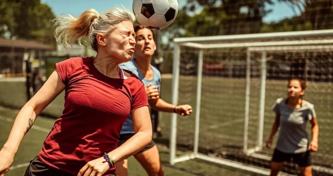 Zašto sportski udarci u glavu mogu da dovedu do Parkinsonove i Alchajmerove bolesti Zašto sportski udarci u glavu mogu da dovedu do Parkinsonove i Alchajmerove bolesti