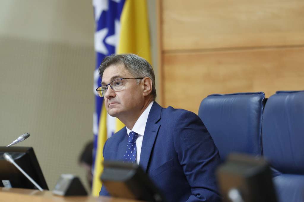 Zvizdić traži povrat Povelje Kulina bana: Inicijativa za pregovore s Rusijom upućena Ministarstvu civilnih poslova