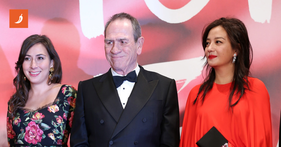 Kći Tommyja Leeja Jonesa bila je trudna u trenutku smrti?