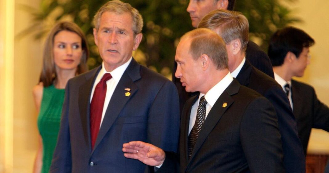 Dan kada su se Putin i Buš sprijateljili: ‘S tobom sam, uništićemo pacove!’ Dan kada su se Putin i Buš sprijateljili: ‘S tobom sam, uništićemo pacove!’