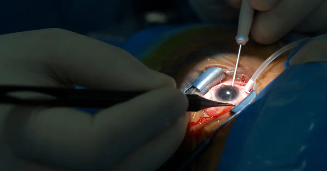 Čudo u Londonu: Liječnici vratili pacijentici vid revolucionarnom injekcijom. ‘Ovo mijenja život’ Čudo u Londonu: Liječnici vratili pacijentici vid revolucionarnom injekcijom. ‘Ovo mijenja život’