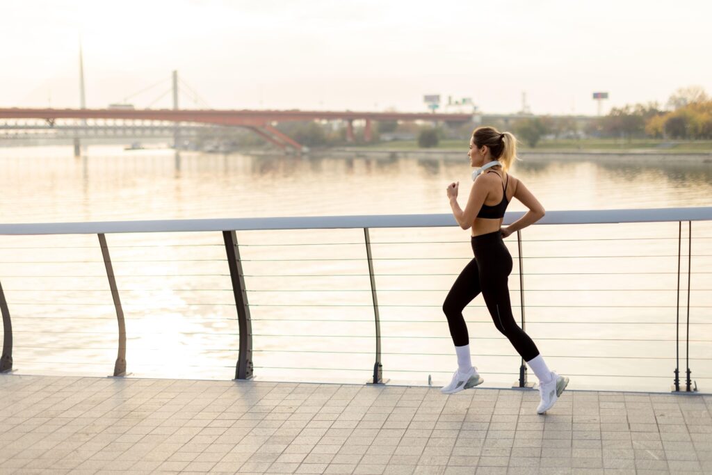 Hodanje ili trčanje: Koja aktivnost je najbolja za vas?