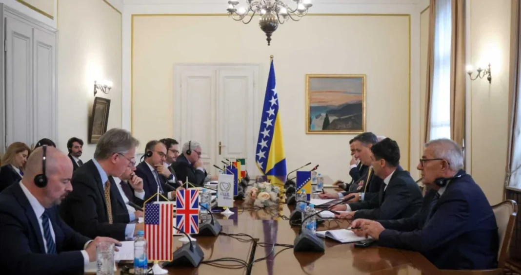 Bećirović s ambasadorima Kvinte: Potvrđena snažna međunarodna posvećenost stabilnosti BiH