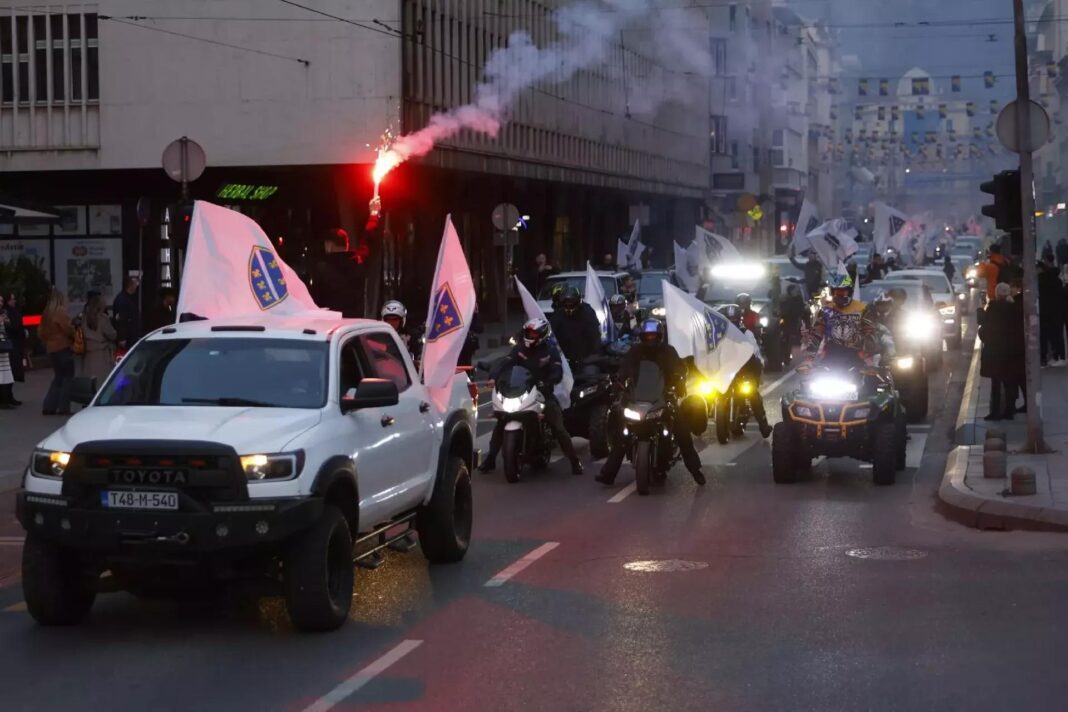 “Defilei ljiljana” povodom Dana nezavisnosti BiH najavljeni u više gradova širom BiH – Crna hronika