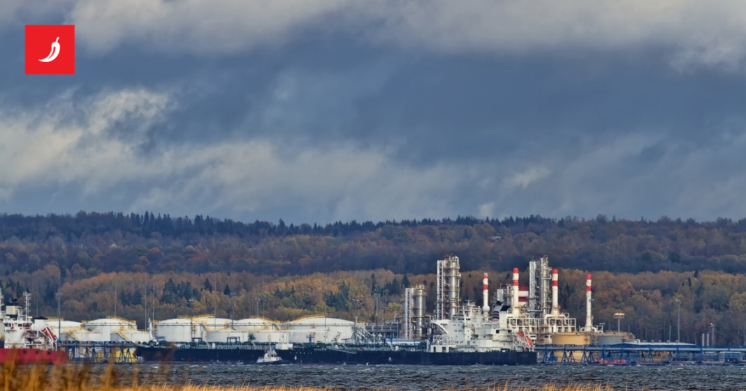 EU želi trajno zabraniti uvoz ruske nafte