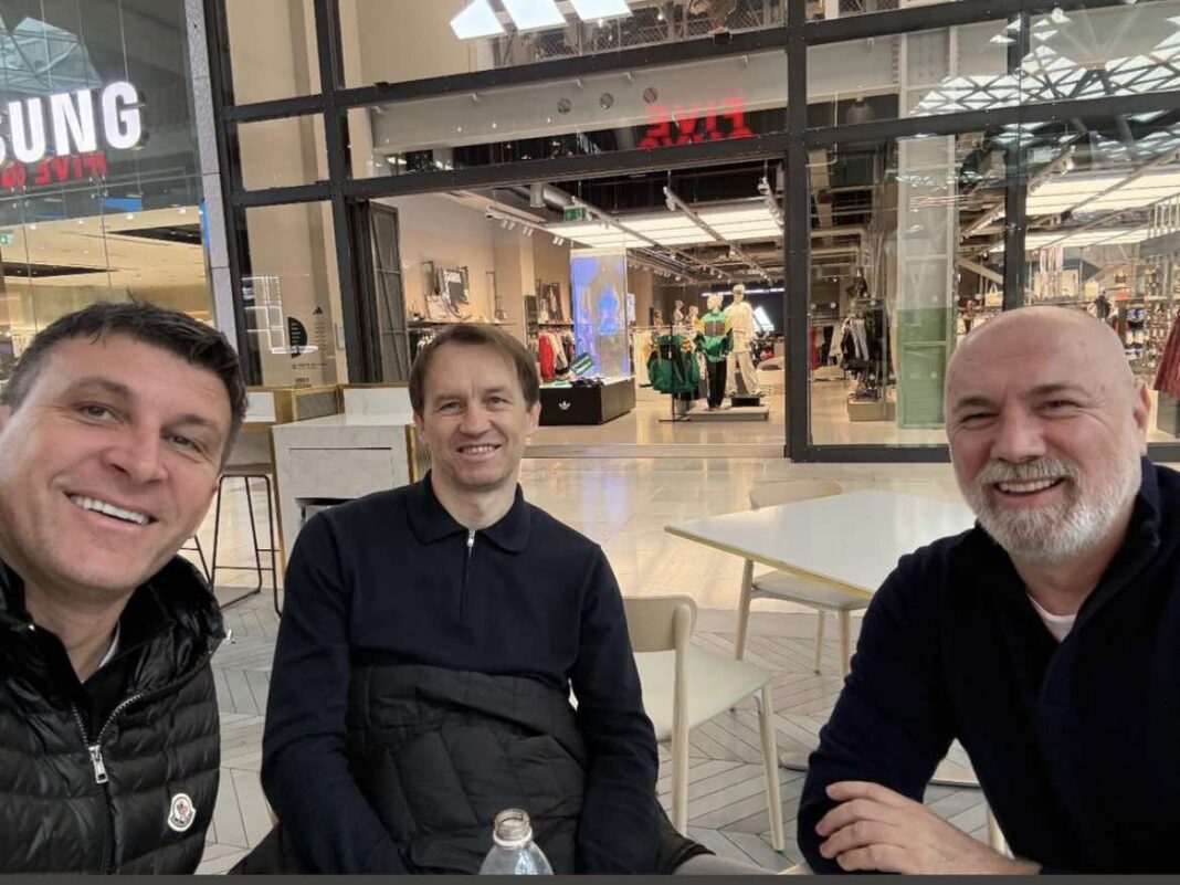 FOTO/ Mostarci u Londonu: Barbarez, Papac i Jakirović imali puno tema za razgovor