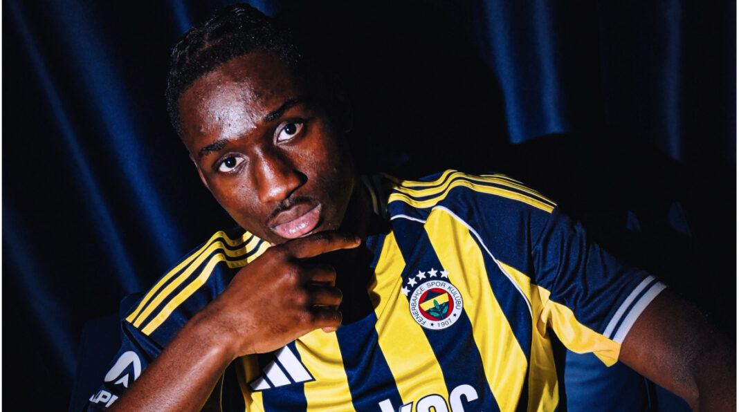 Fenerbahče pozajmljuje napadaču Chérifa sa obavezom kupovine – nivo naknade za transfer u Angersu je tek dostignut