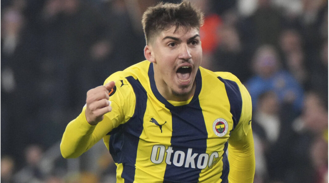 Fenerbahče predao zvaničnu ponudu Al-Hilalu za Jusufa Akčičeka – Bivši defanzivac ponovo na dnevnom redu