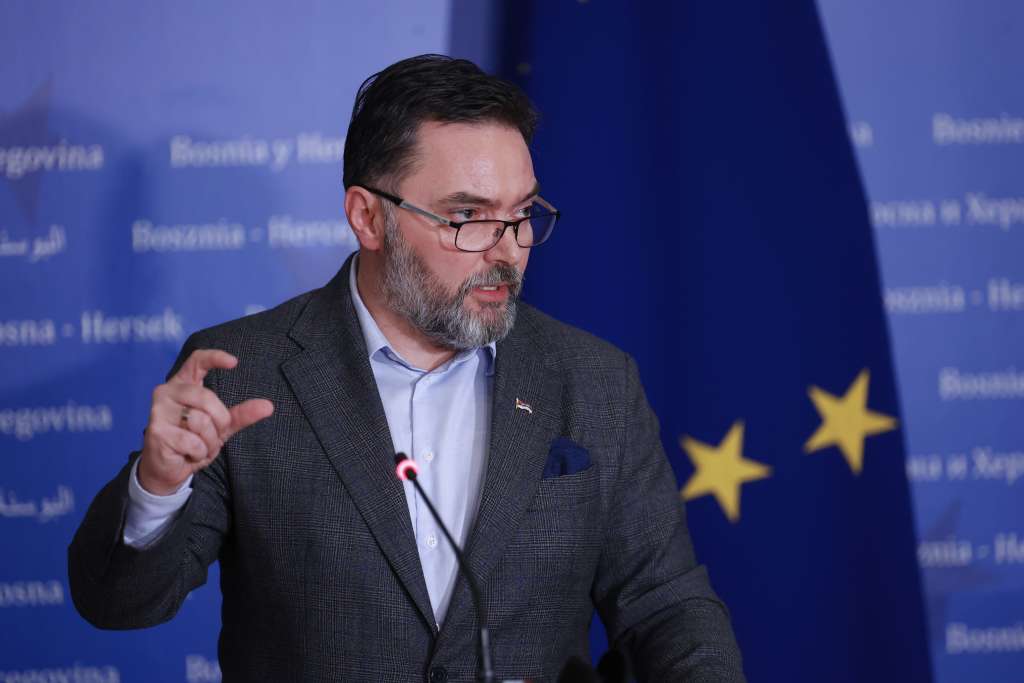 Košarac tvrdi: HDZ koči Južnu interkonekciju kroz proceduralne manevre