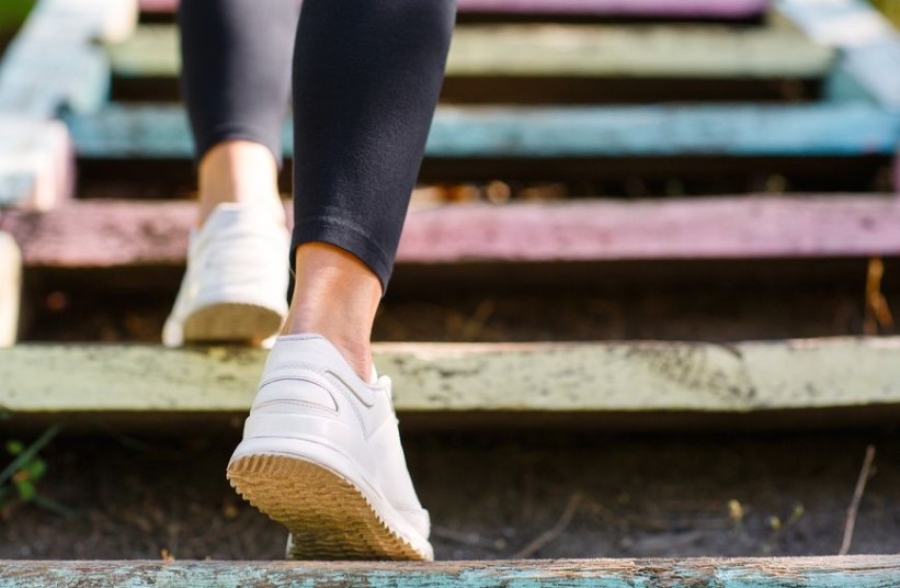 NIJE U PITANJU SAMO KONDICIJA: Penjanje uz stepenice jača…