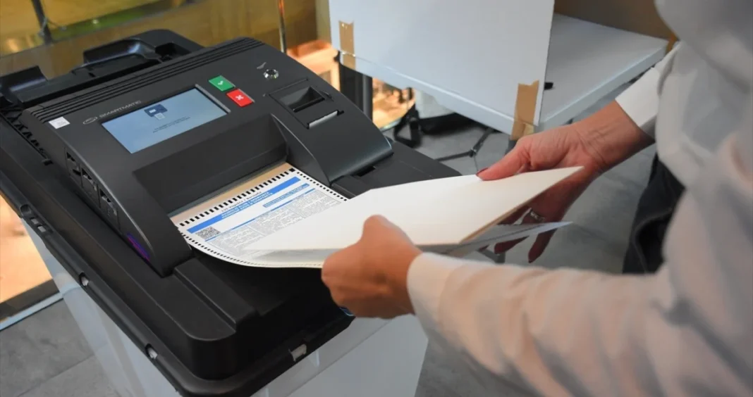 Očekuje se sabotaža, a sat otkucava: Hoće li izborne tehnologije stići na vrijeme?