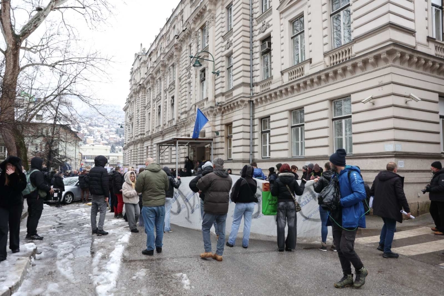 PORUKA UOČI SUTRAŠNJEG SKUPA U SARAJEVU: Plenum građana donosi nove prijedloge i korake za nastavak protesta