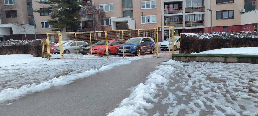 Roditelji poručuju “Čekate li da neko strada”? – Crna hronika