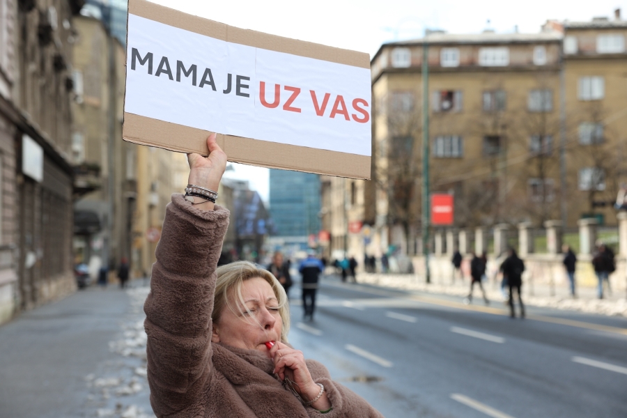 SPUS POZVAO SVE STUDENTE DA SE PRIDRUŽE PROTESTIMA U SARAJEVU: Imaju pet zahtjeva za vlast