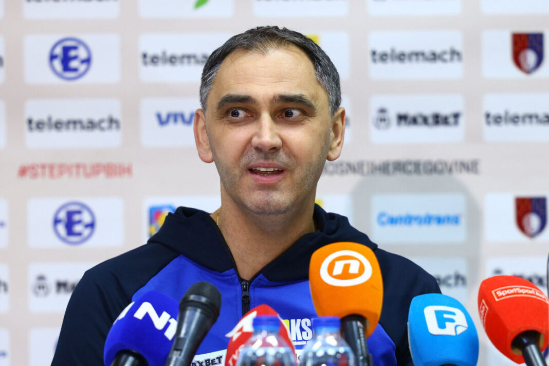 Selektor Gjergja objasnio zašto neće biti Muse i Kamenjaša u Tuzli, govorio i o problemima Robersona