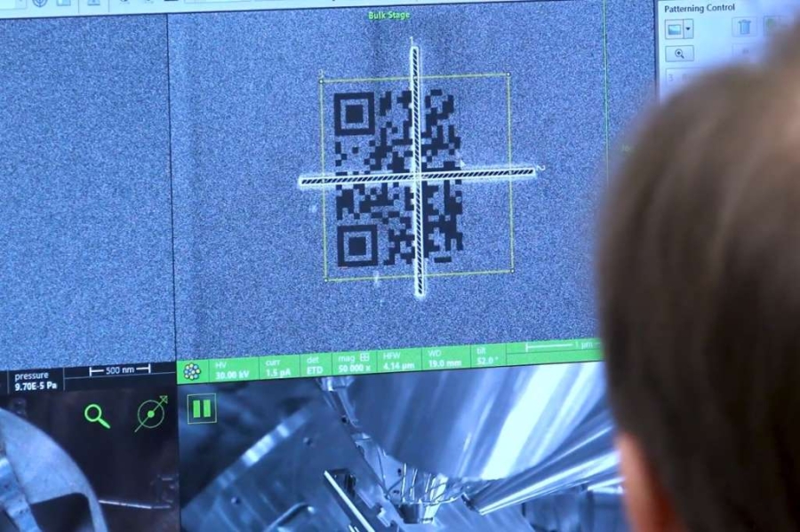 UPISAN U GUINNESSOVU KNJIGU REKORDA: Napravljen najmanji QR kod na svijetu, ima samo…