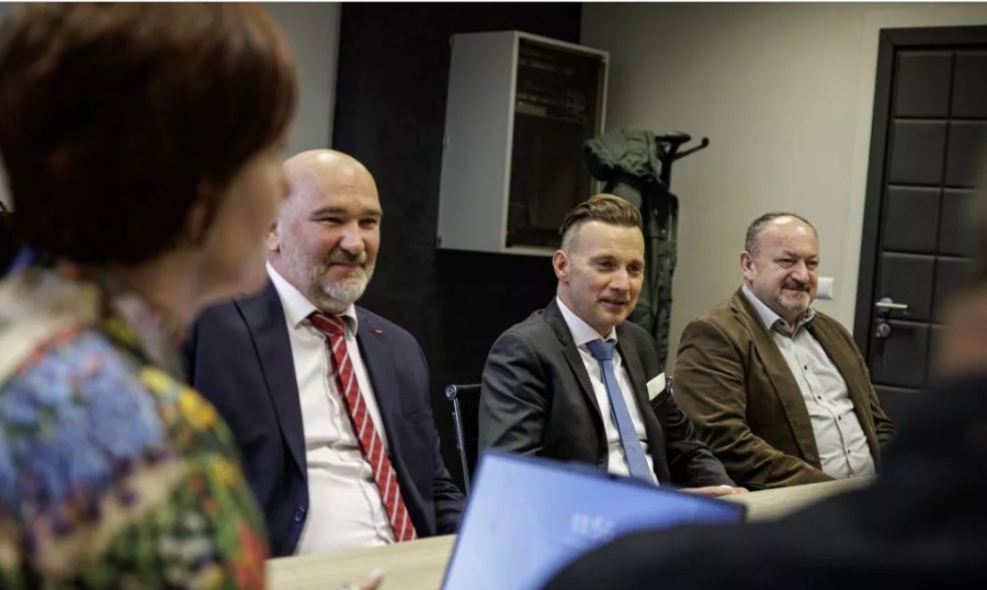 UPRAVA BHANSA-e OZDRAVILA NAKON PROPALOG JAVNOG SASLUŠANJA: Hoće li se opet prehladiti početkom sedmice?