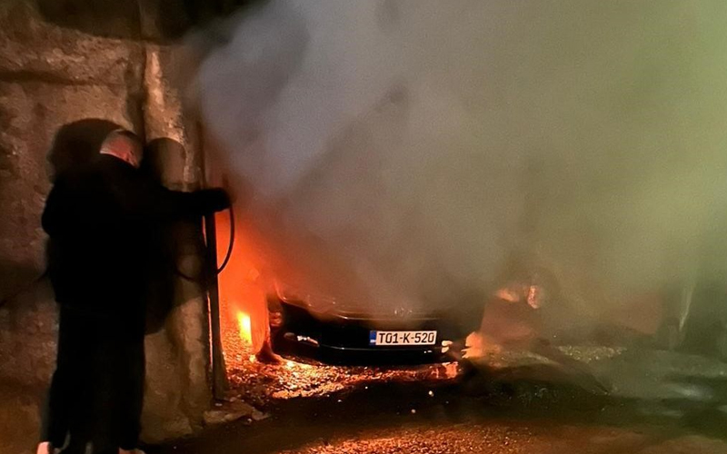 Uhapšeni muškarci koji su zapalili vozilo Bernadu Kajaniji, kod njih pronađena droga i municija