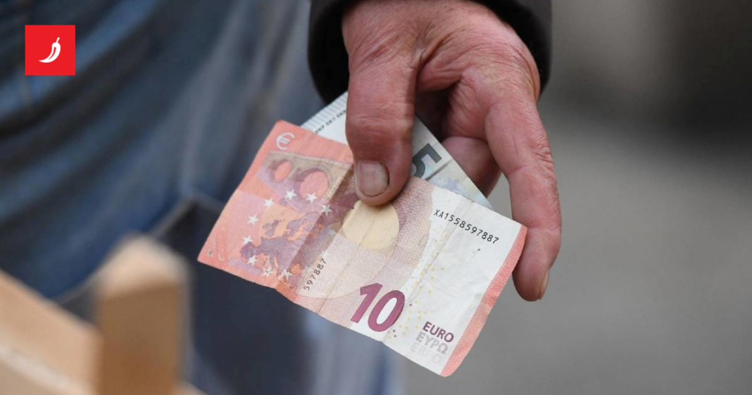 Uskrsnice od 40 do 120 eura umirovljenicima dijeli desetak gradova i općina