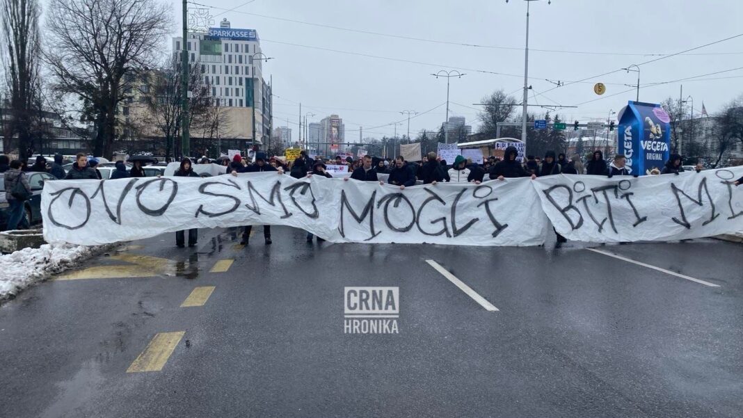 Vijeće roditelja KS stalo uz učenike: Podrška odlasku na proteste uz poziv na dostojanstvo