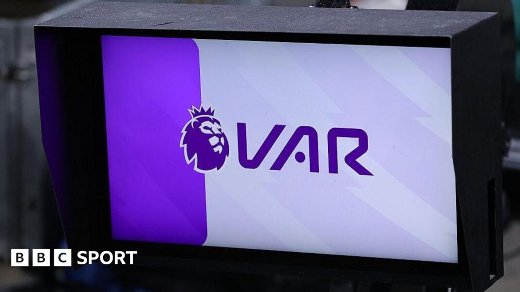 Zakoni fudbala: Širi VAR opseg i više odbrojavanja za Svjetsko prvenstvo