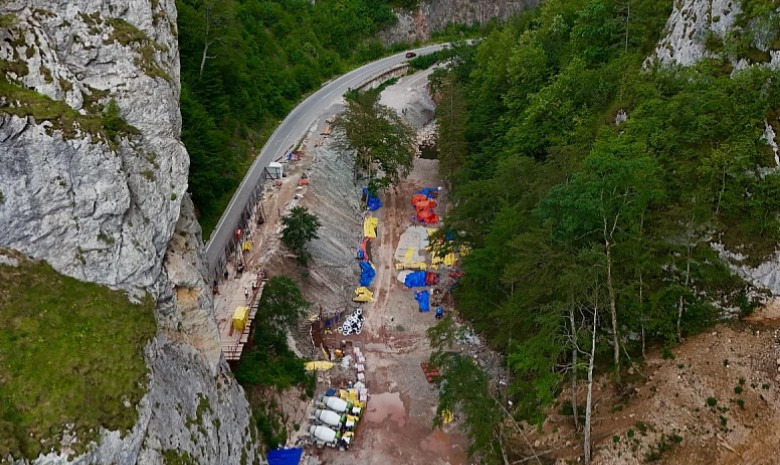 Zatvorena cesta Trnovo – Foča: Most na rijeci Bistrici pomjera se svaki dan