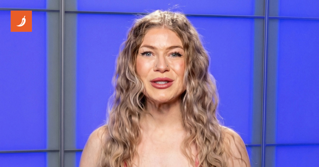 Bikini Report: Najvažnija vijest dana je kupirana dobermanka. Konačno nešto bitno