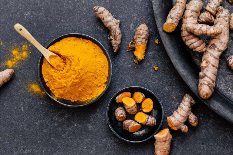 Kurkuma kao prirodna podrška organizmu: Šta zaista može, a šta ne?