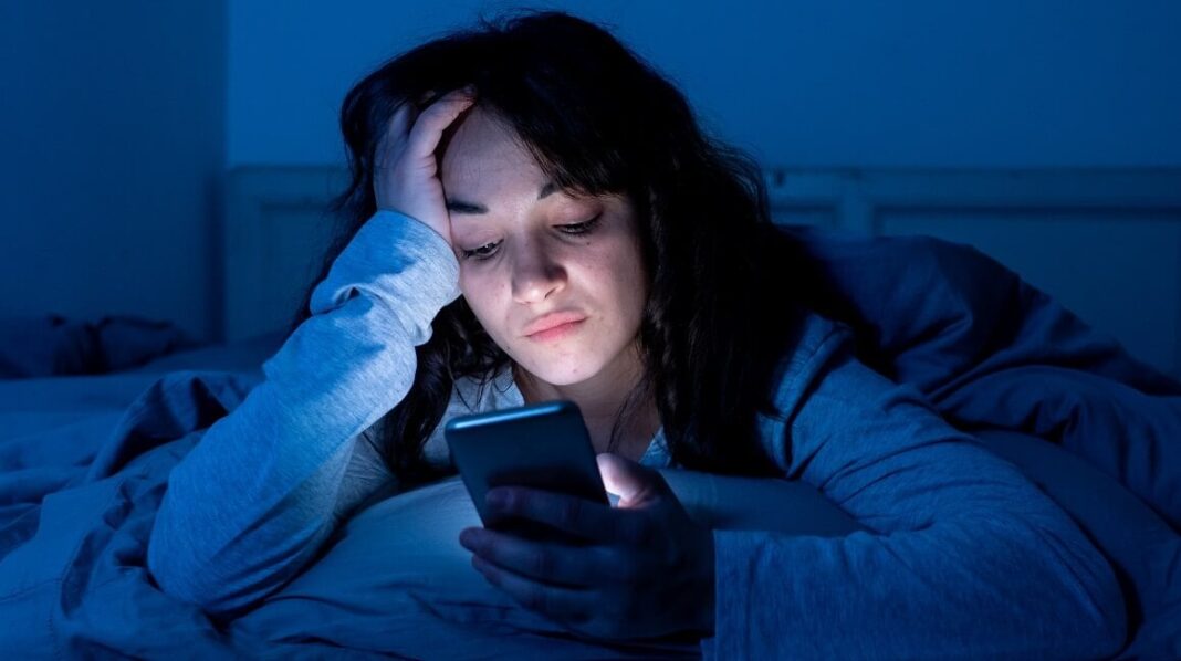 Digitalna iscrpljenost: Kako telefoni utiču na našu pažnju i mentalno zdravlje