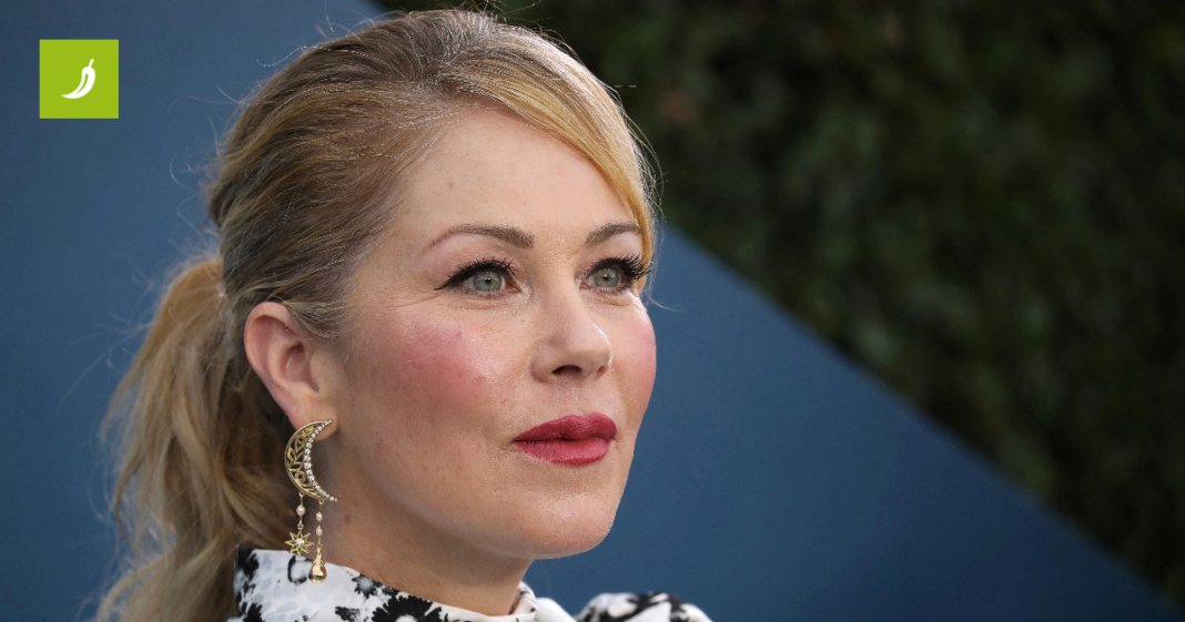 Christina Applegate otkrila prve simptome multiple skleroze koje je ignorirala Christina Applegate otkrila prve simptome multiple skleroze koje je ignorirala