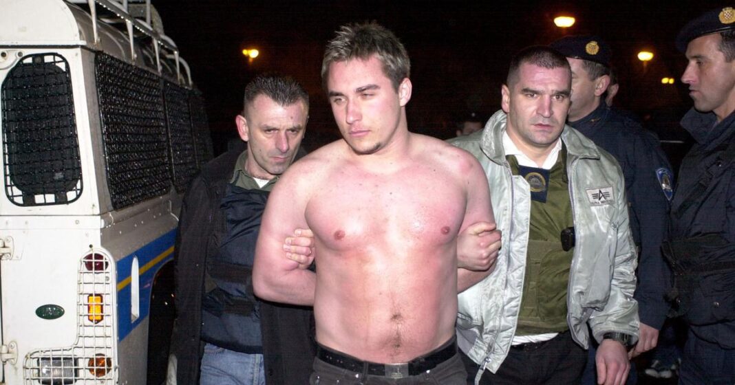 Mladić se 21 put izvukao zbog dobrog vladanja: ‘Ubije, popije čašu mlijeka i zaspi’ Mladić se 21 put izvukao zbog dobrog vladanja: ‘Ubije, popije čašu mlijeka i zaspi’