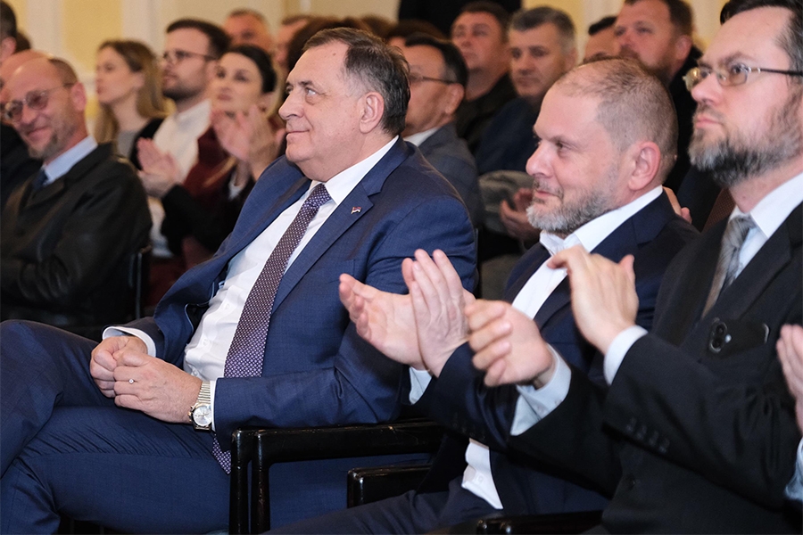 APLAUZ ZA VOŽDA IZ LAKTAŠA: Kako je Milorad Dodik srušio velikosrpski mit i potvrdio da nije bilo ‘egzodusa’ Srba iz Sarajeva… APLAUZ ZA VOŽDA IZ LAKTAŠA: Kako je Milorad Dodik srušio velikosrpski mit i potvrdio da nije bilo 'egzodusa' Srba iz Sarajeva...